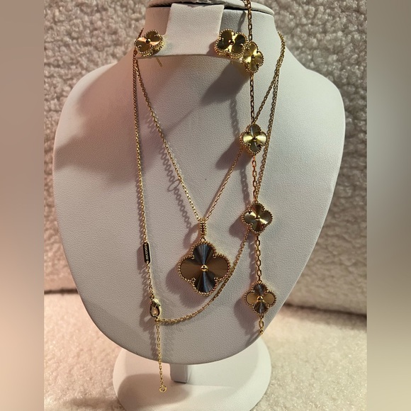 Highend Gold Necklace Set
